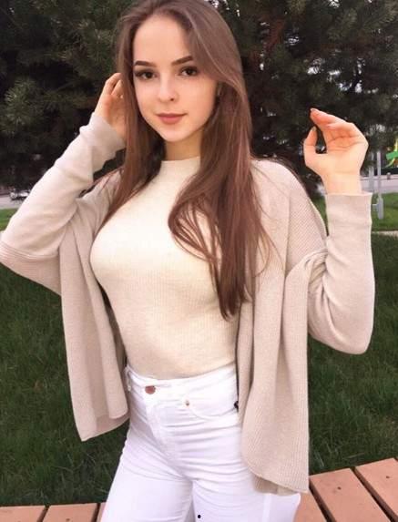 俄国网红萝莉,俄国网络新宠的崛起之路